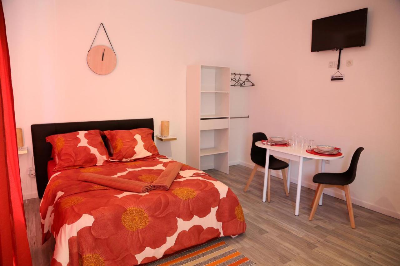 Saturne Apartment Сен-Кантен Екстериор снимка
